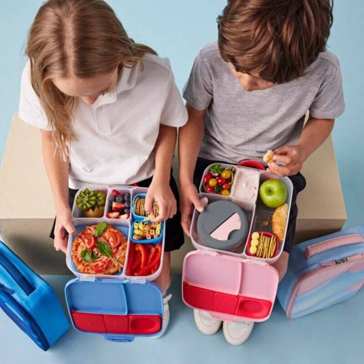 Lunchbox dla dzieci i dorosłych - śniadaniówka z przegródkami i wkładem chłodzącym Blue Blaze, b.box