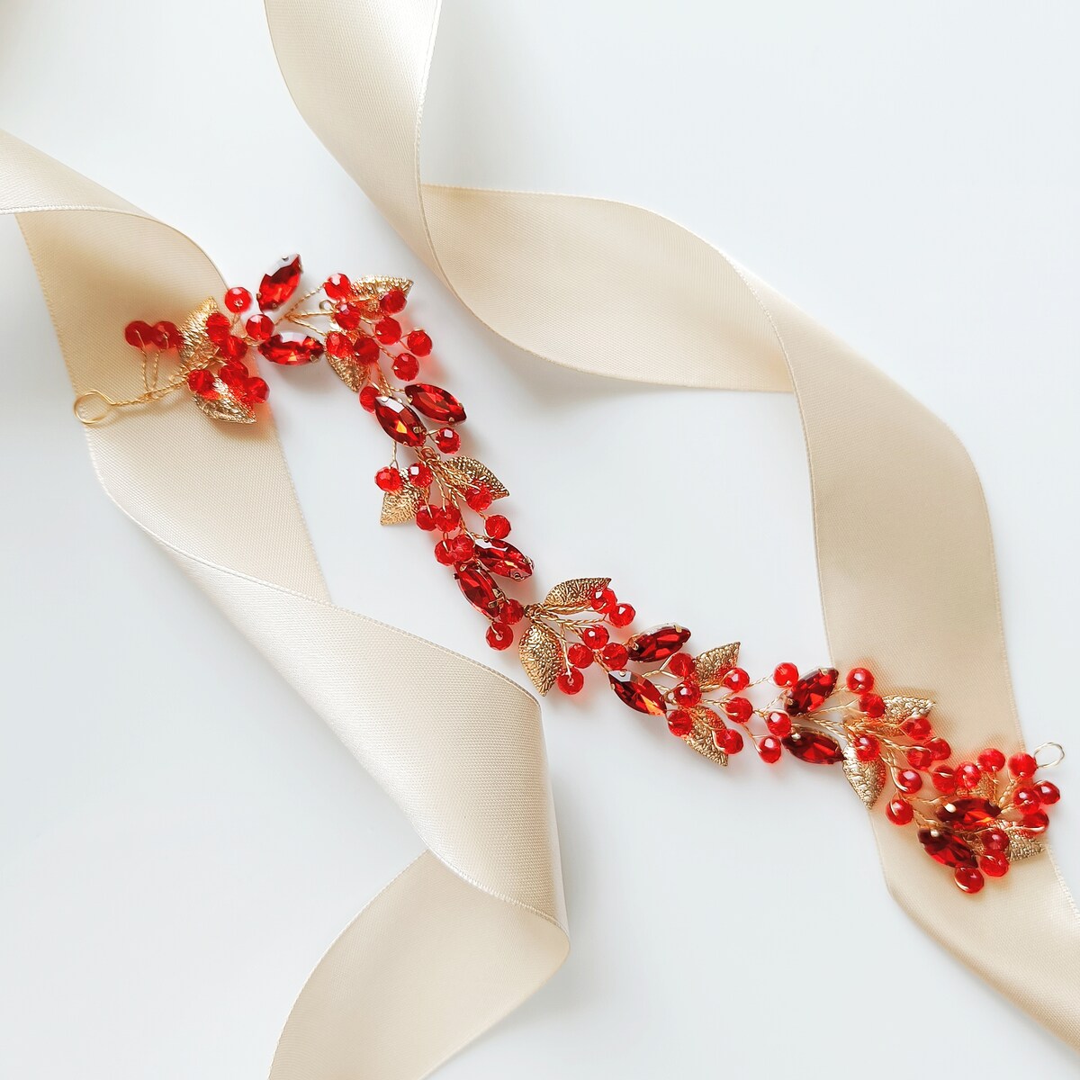 złota czerwona GAŁĄZKA opaska do włosów z kryształkami cyrkoniami listkami