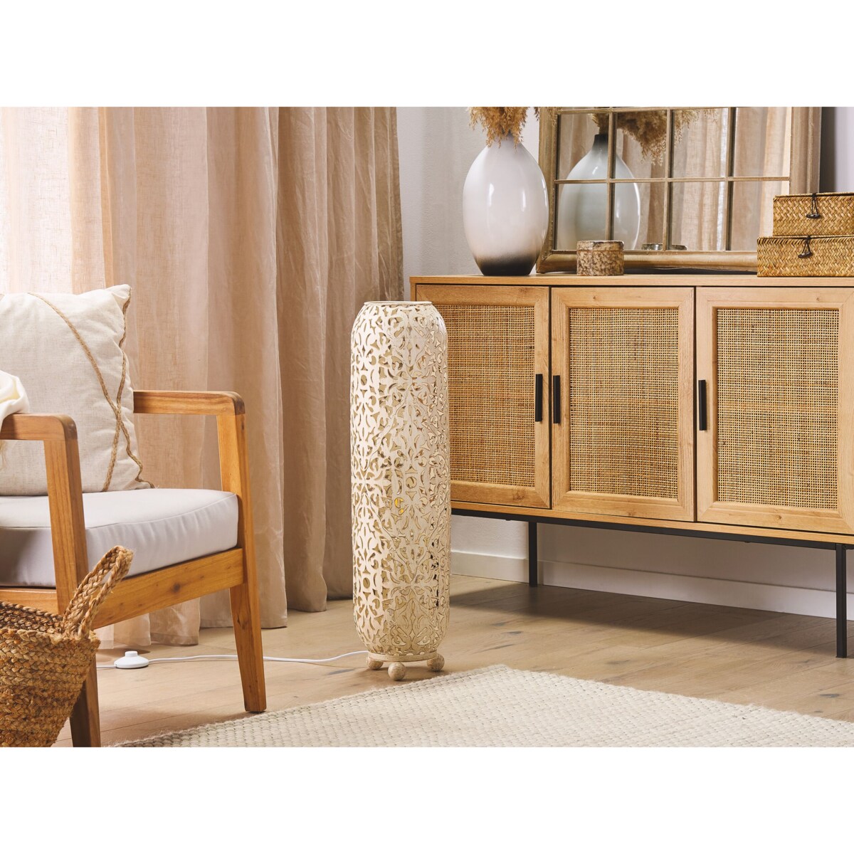 Lampa stojąca metalowa kremowa MURES