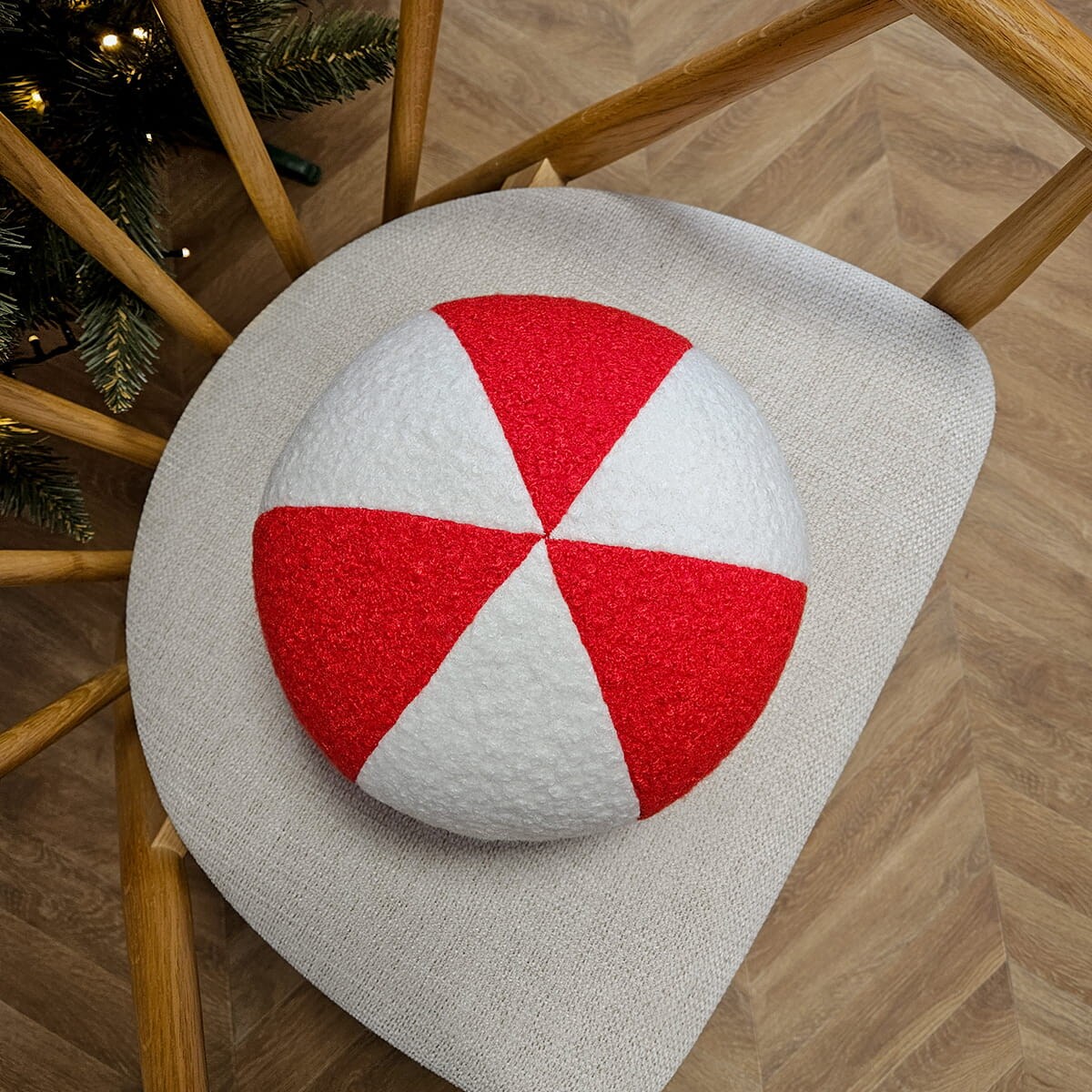 Poduszka SOFT LOOP | biało - czerwona kula