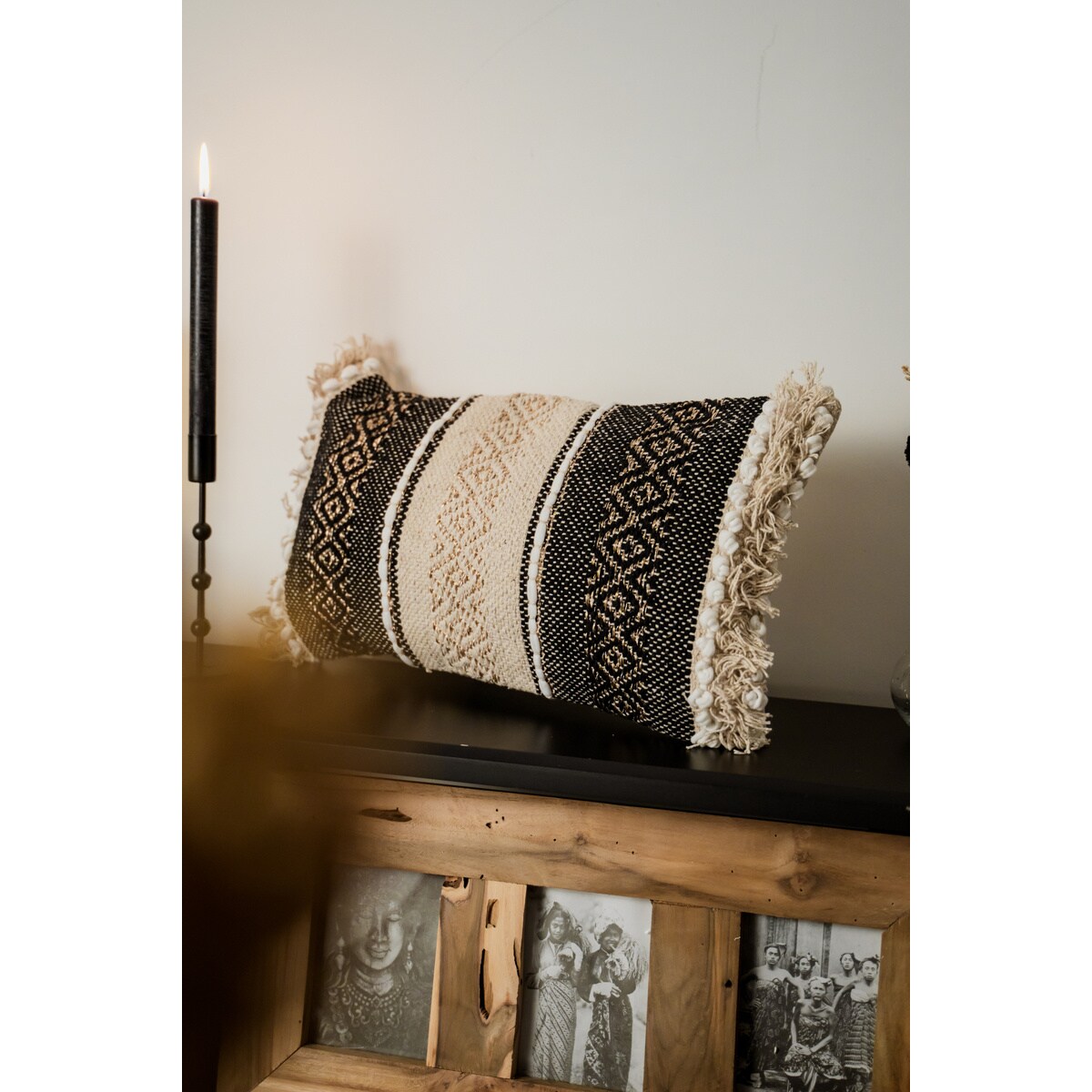 Poduszka ozdobna z metaliczną nitką MIRAGE, 30 x 50 cm