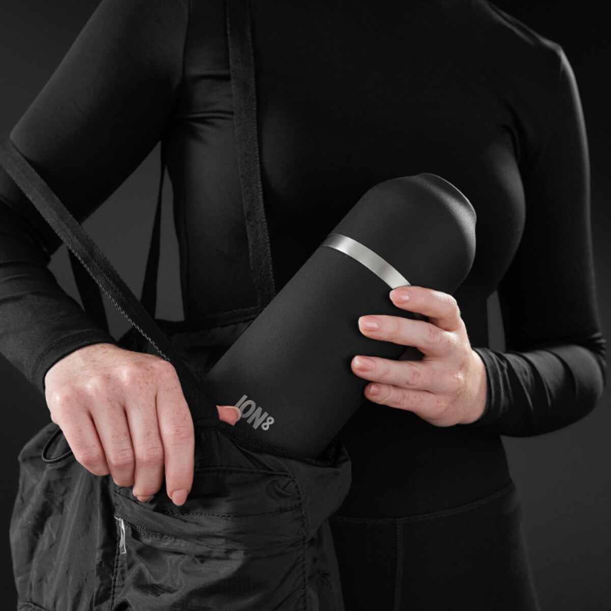 Termos podróżny Travel Flask ION8 I8FS700BLK Black