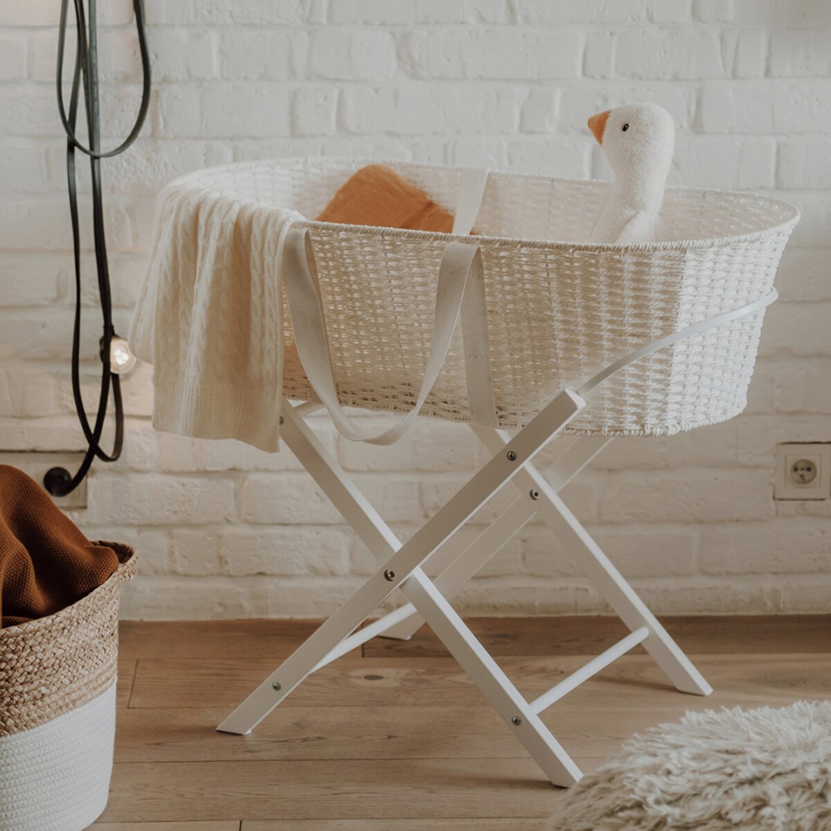 Stojak na kosz Happy Moses - Smart Stand biały