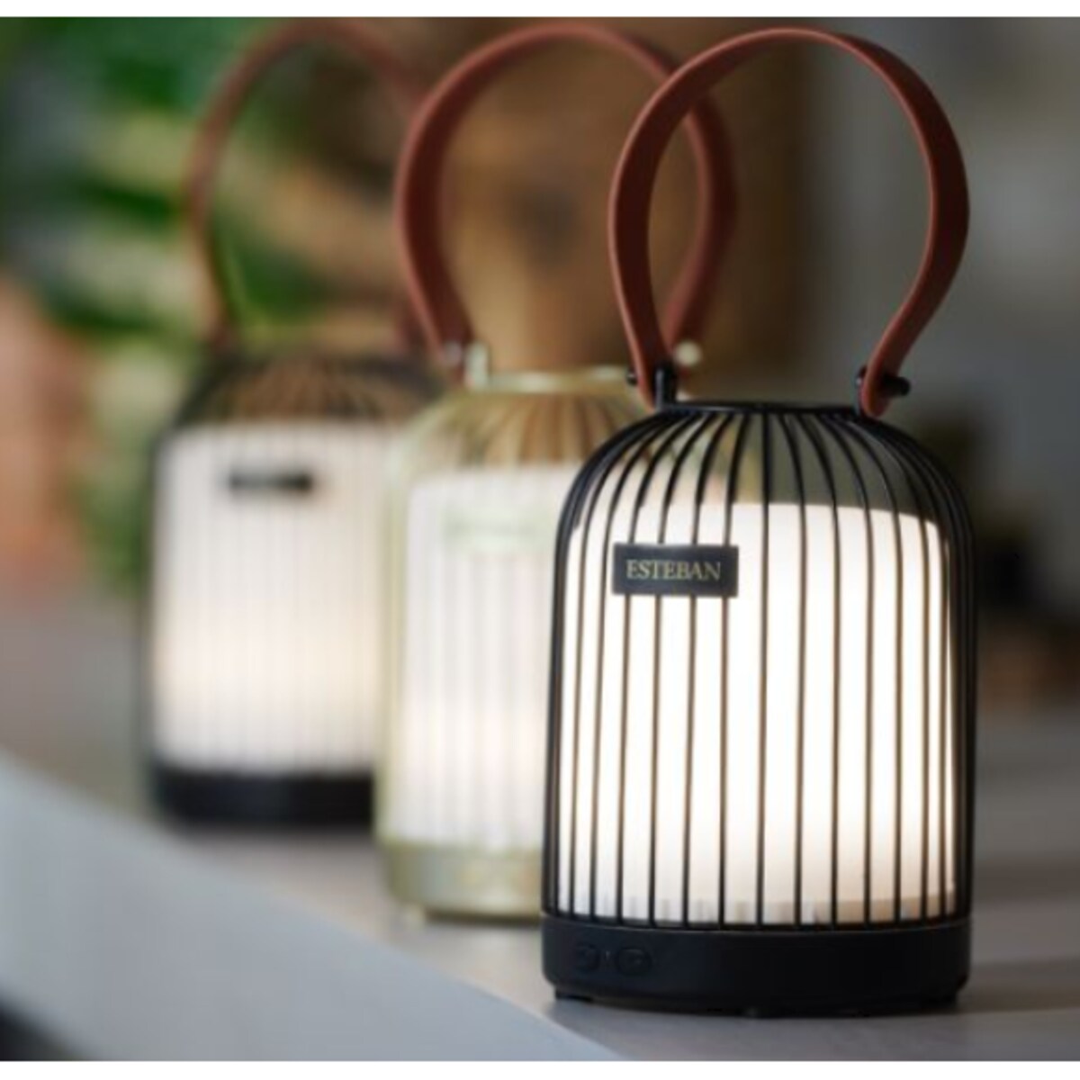 Dyfuzor mgiełki zapachowej Lampion Black Esteban