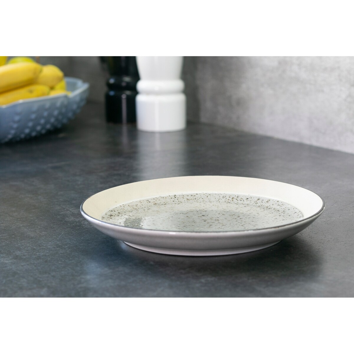 TALERZ DESEROWY beżowo-zielony śr. 20cm