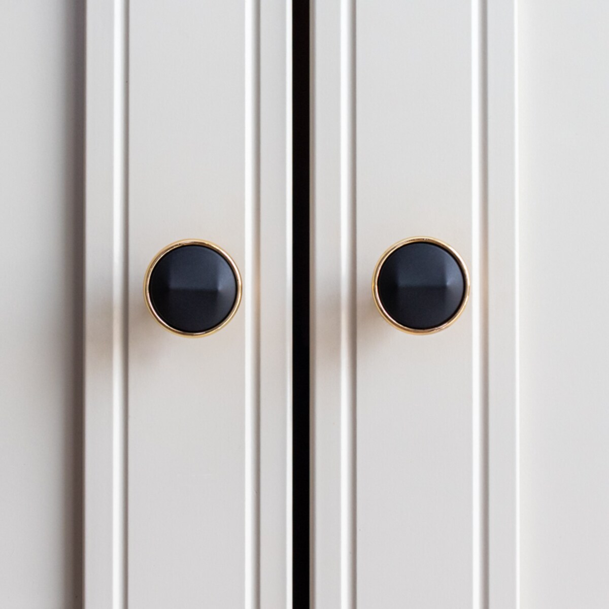 Gałka do mebli złota meblowa uchwyt z czarnym kamieniem