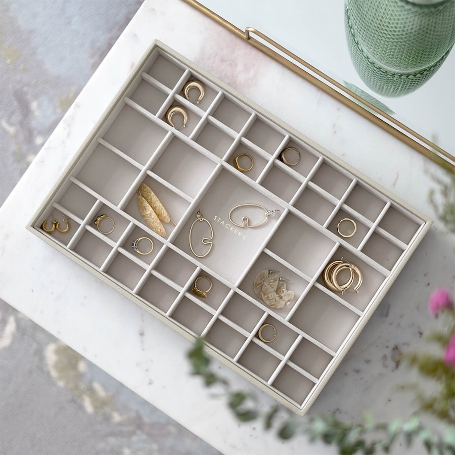 Szkatułka na biżuterię Stackers 41 komorowa supersize jasnobeżowa