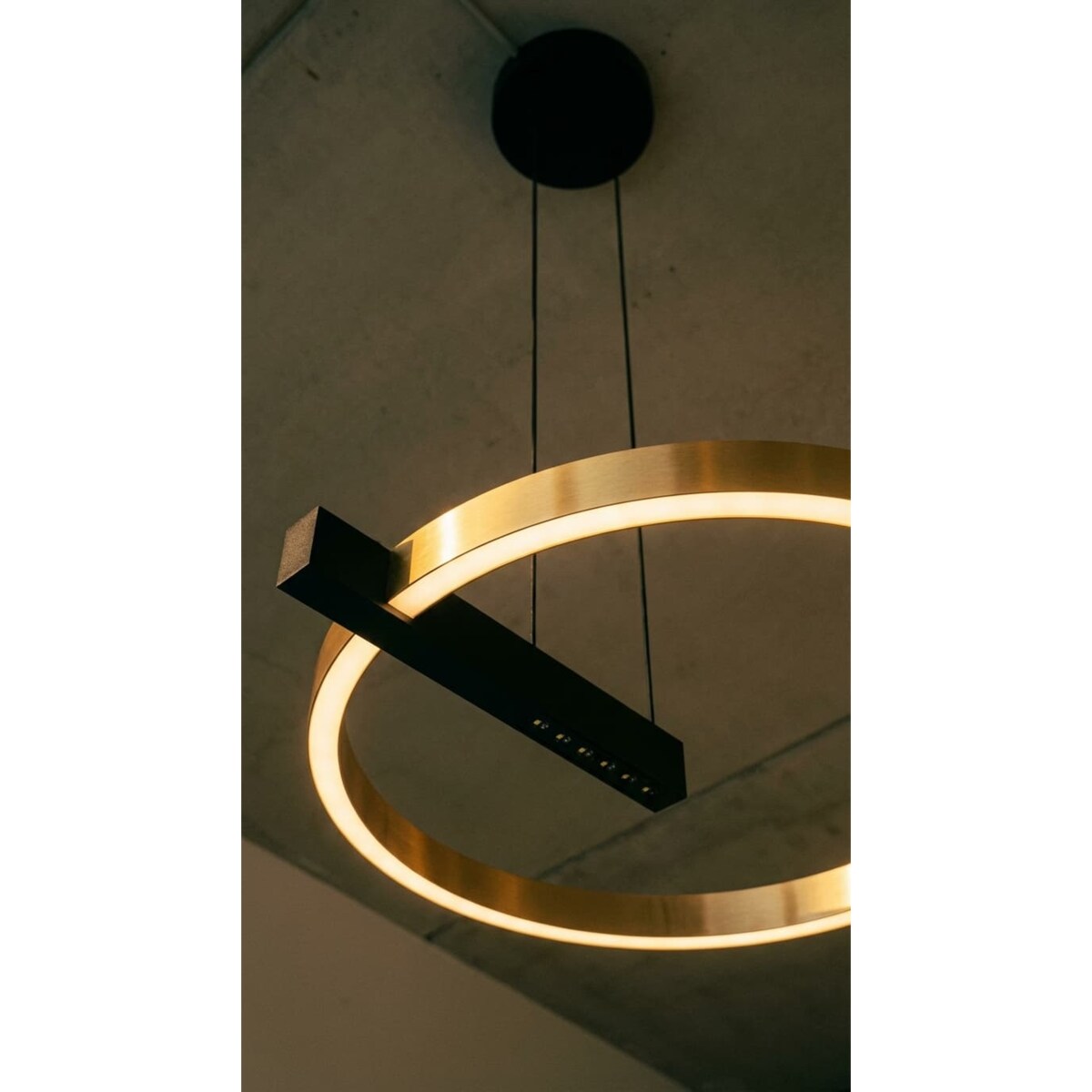 Lampa wisząca K-8232 z serii METIS