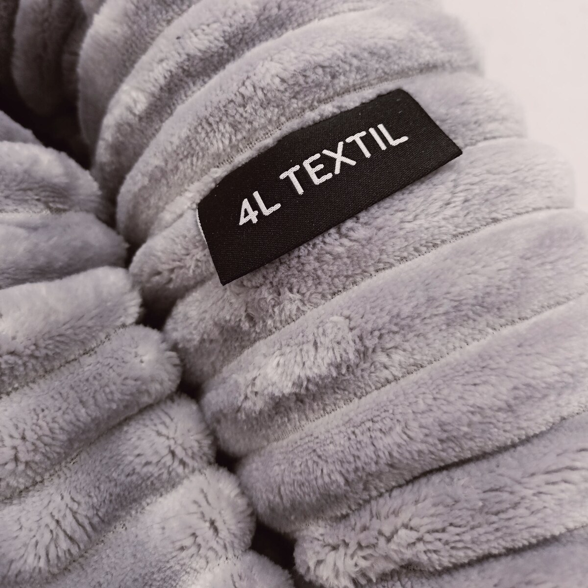 Urocze legowisko dla psa lub kota LUNA, 75x65 cm, Grafit