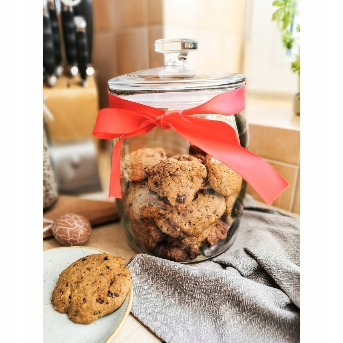 Słoik szklany z uszczelką 2 L na suszone owoce ciastka mąkę makaron ogórki