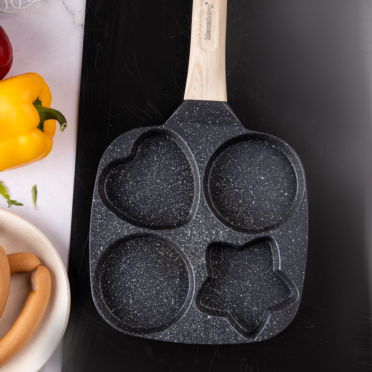 Patelnia marmurkowa 4 w 1 do naleśników jajek placków pancake 18cm CZARNA KLAUSBERG