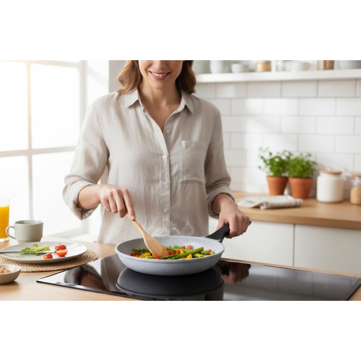 Patelnia nieprzywierająca marmurkowa non-stick do smażenia 24cm indukcja ZILNER