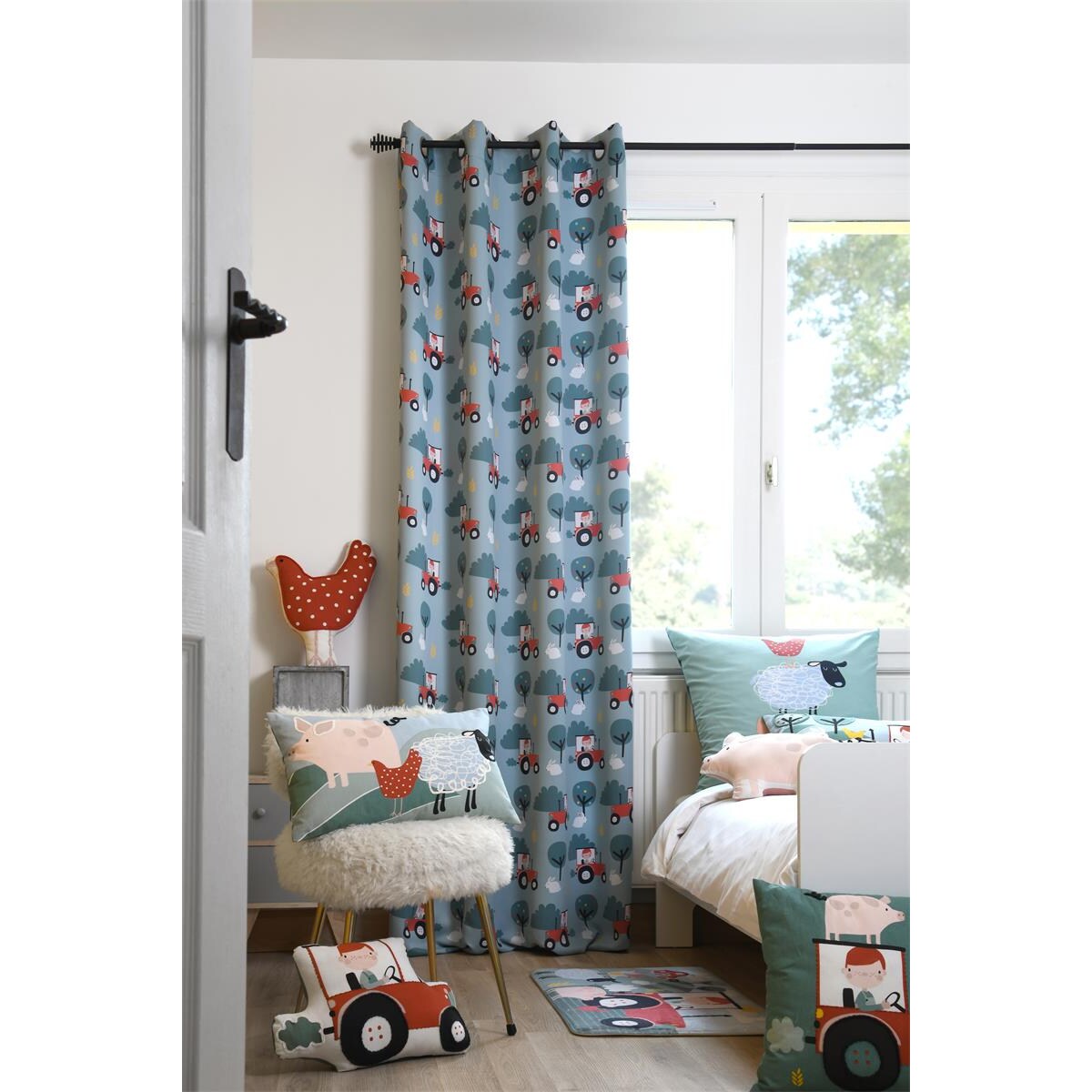 Poduszka kura TOM, 32 x 40 cm