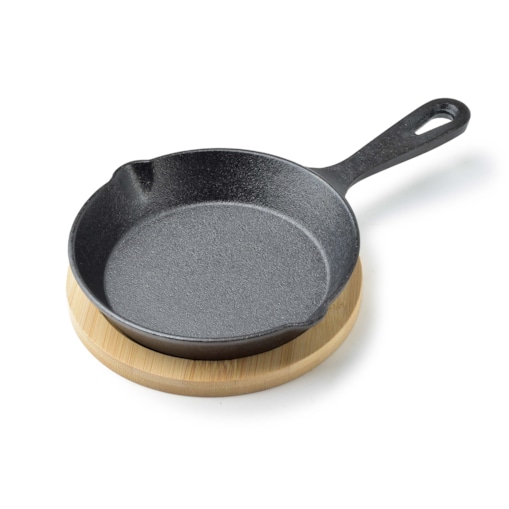 Mini patelnia żeliwna na desce LUXE