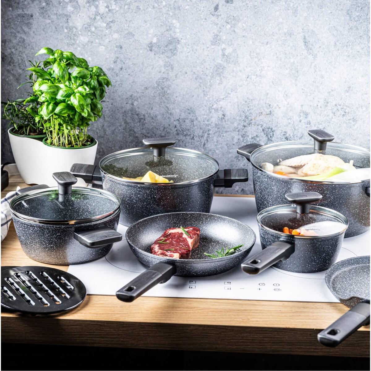 Komplet garnków z marmurkową powłoką nieprzywierającą 12-ele KLAUSBERG