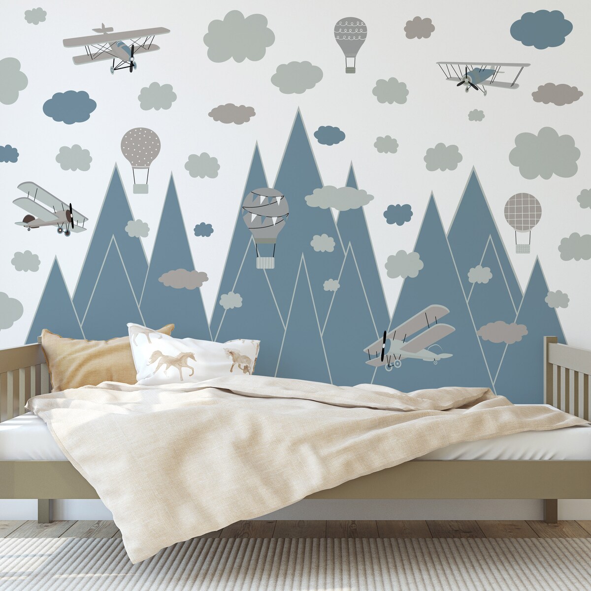 ZESTAW NAKLEJEK DLA DZIECI NIEBIESKIE GÓRY SAMOLOT BALONY CHMURY