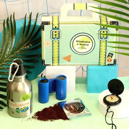 Zestaw mielonych kaw delikatesowych z filtrami gotowych do parzenia +cukier