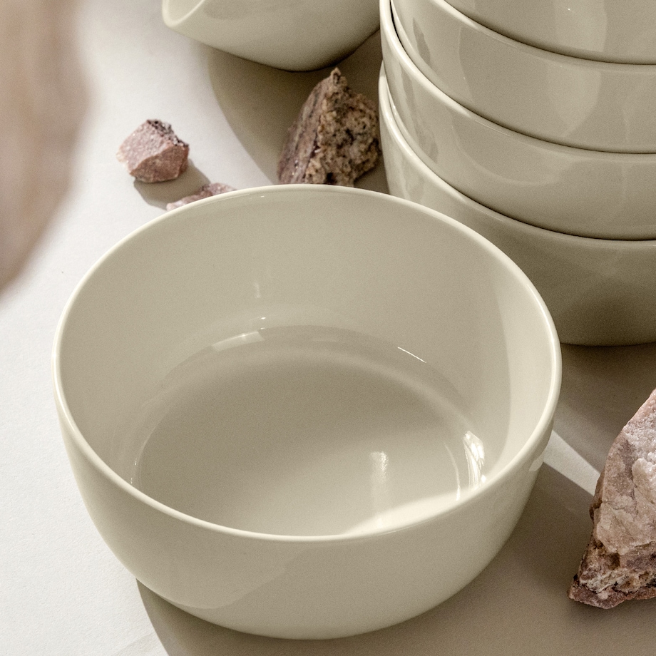 KONSIMO VICTO Zestaw misek dla 6 osób (6 elementów) beżowy