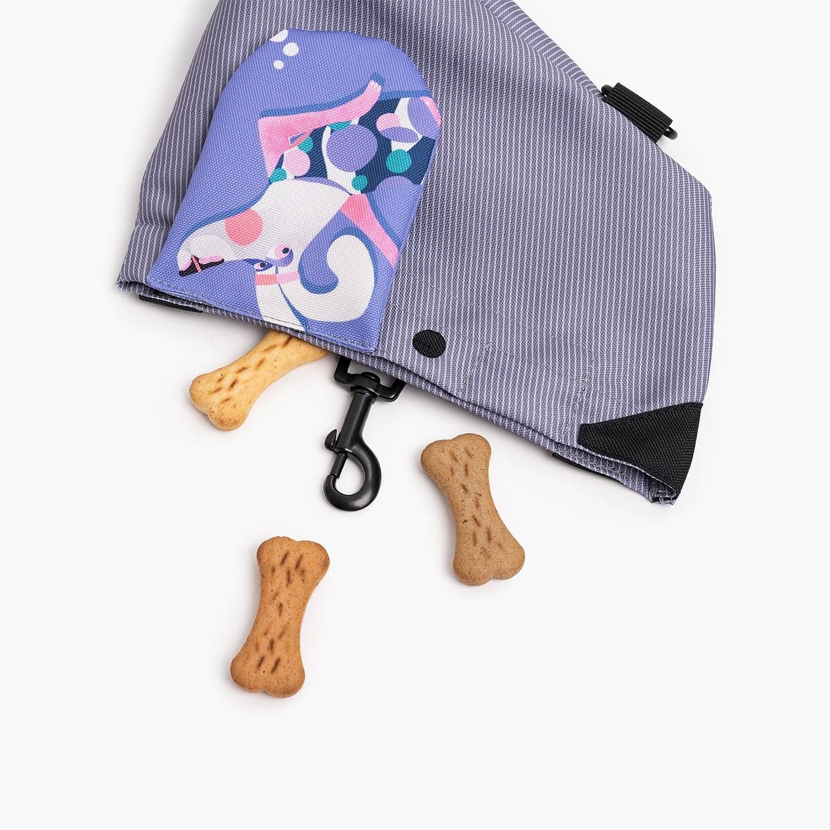 Saszetka treningowa na smaczki "Pies z głową w dół"