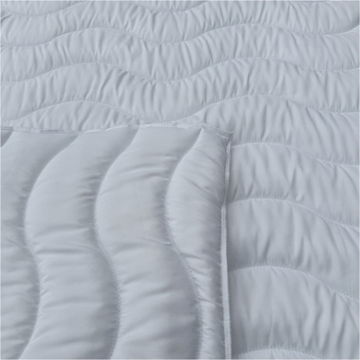 Kołdra Zimowa 180X200 Cm Antyalergiczna Mikrofibra Włókno Silikonowe Pikowana