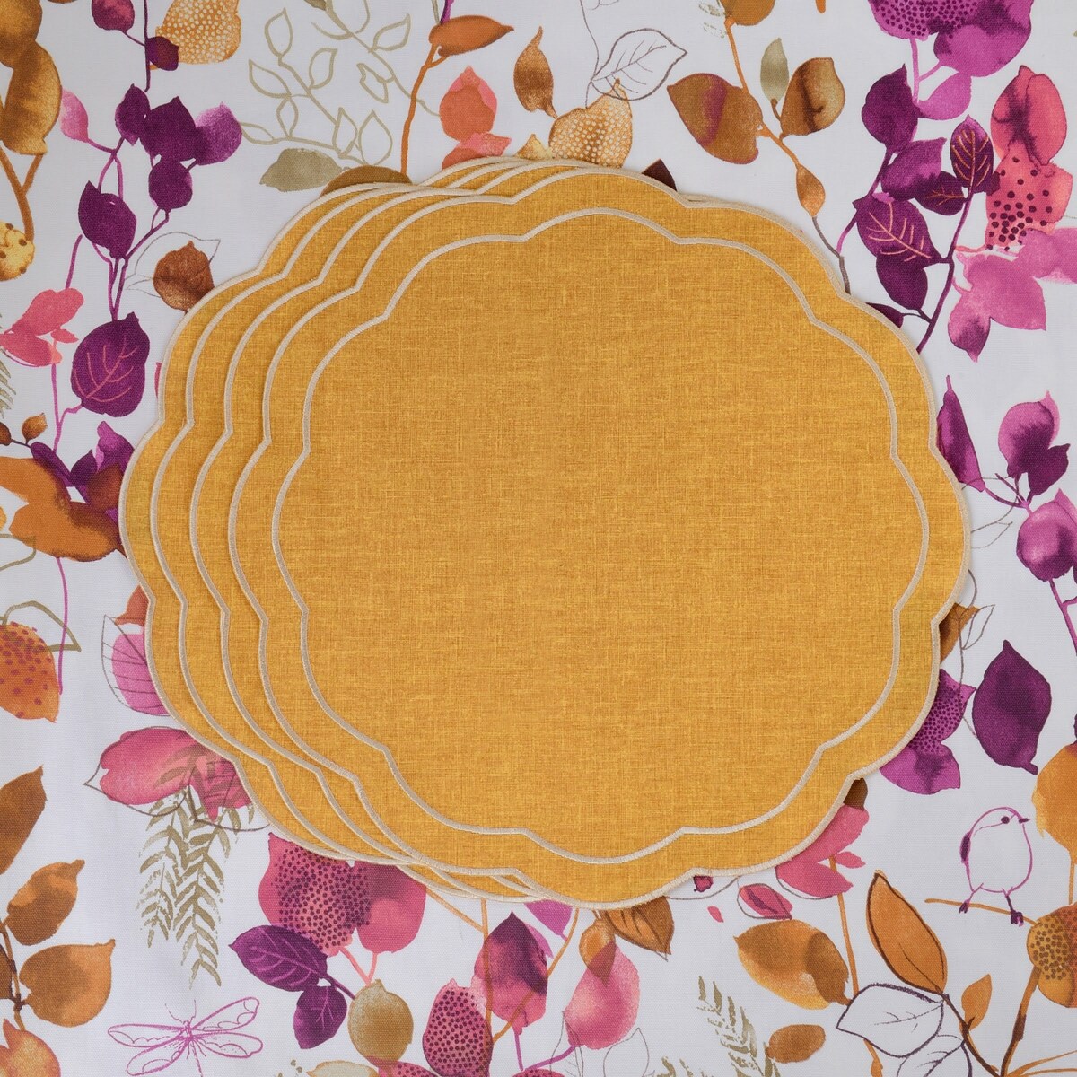 Bieżnik z motywem liści i ptaków Purple Sparrow – 50 × 150 cm