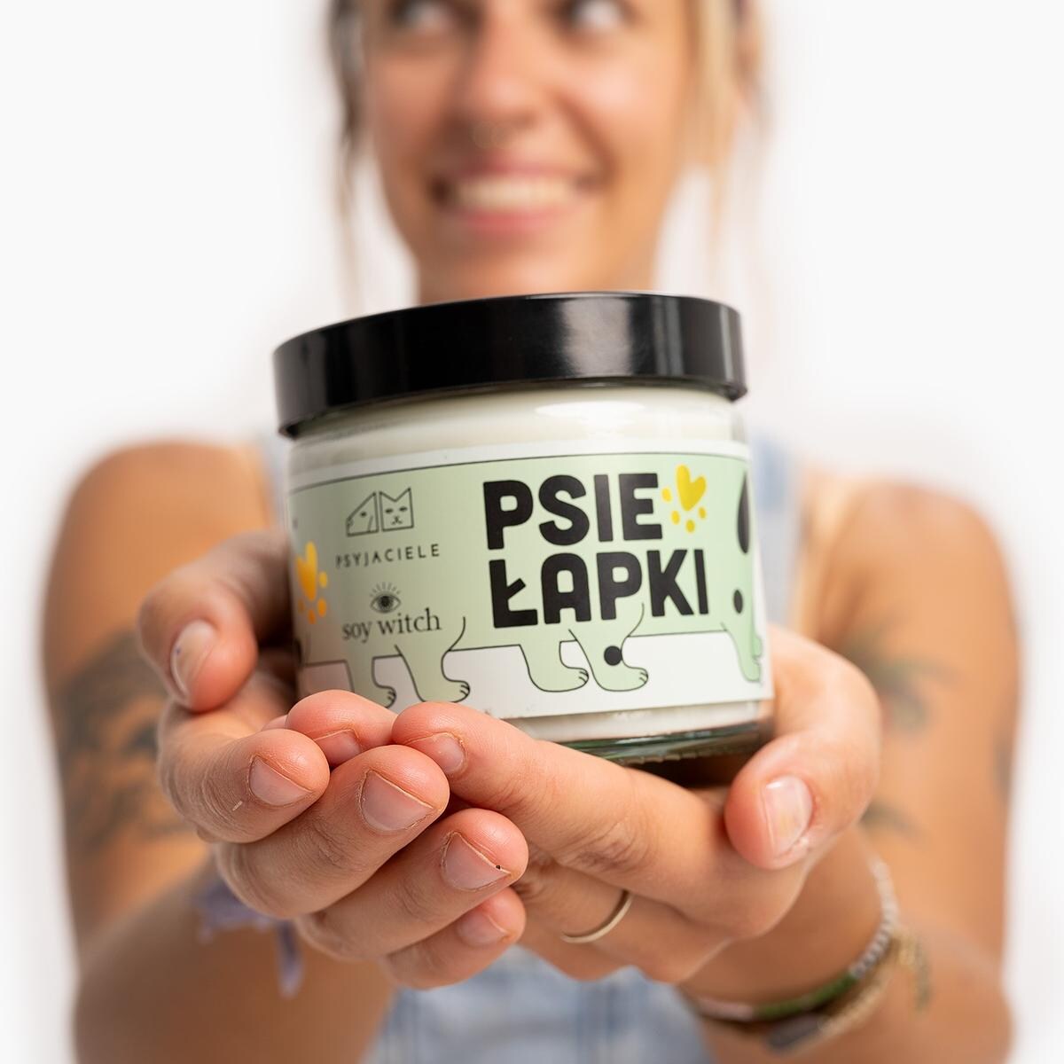 Świeca sojowa o zapachu Psich łapek