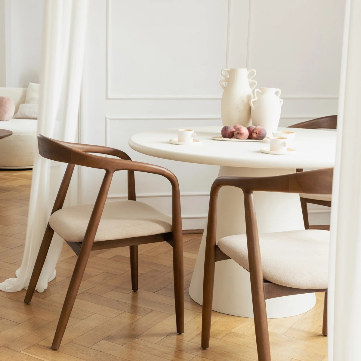 Krzesło drewniane LUSIA 80x57x59 cm orzech - beż zaokrąglone