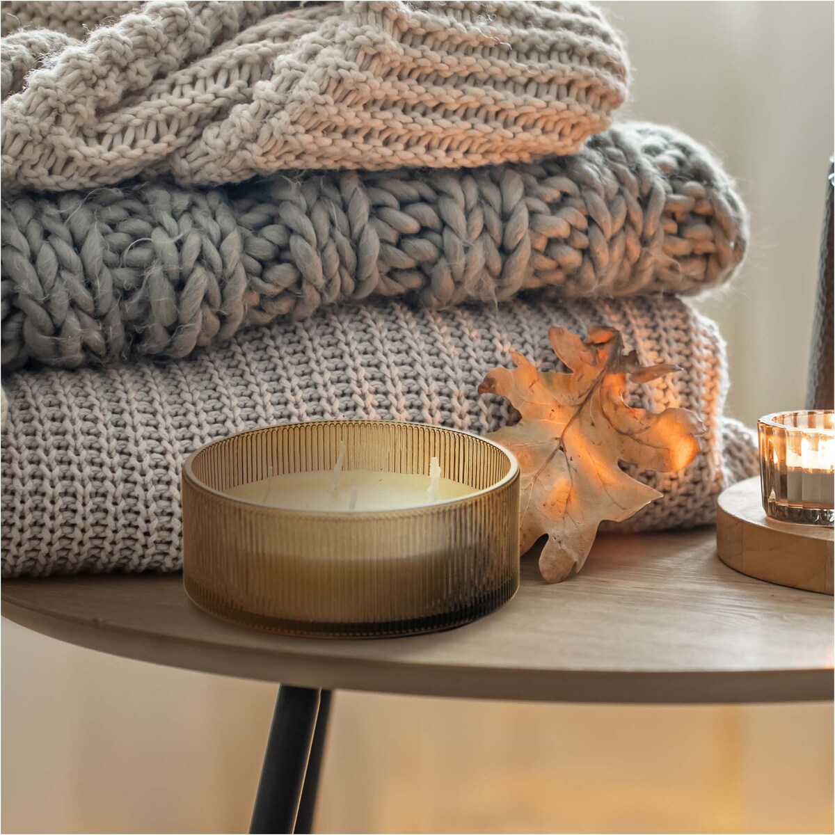 Świeca Zapachowa Świeczka Ebony Agarwood Świąteczna 13 Cm Okrągła Dekoracja Szklana