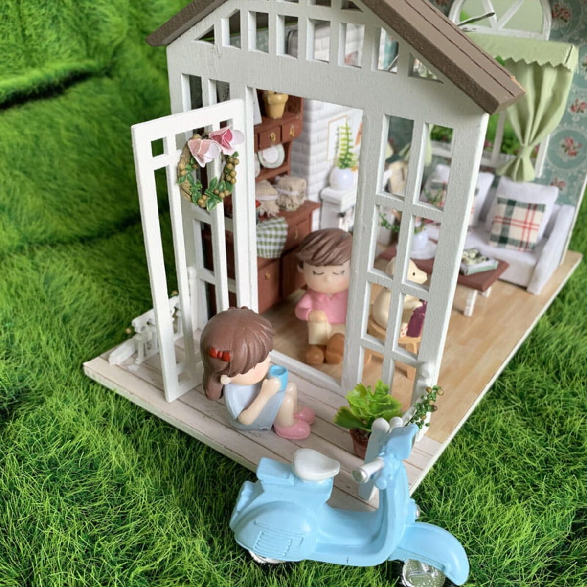 Miniaturowy domek - Domek na wsi