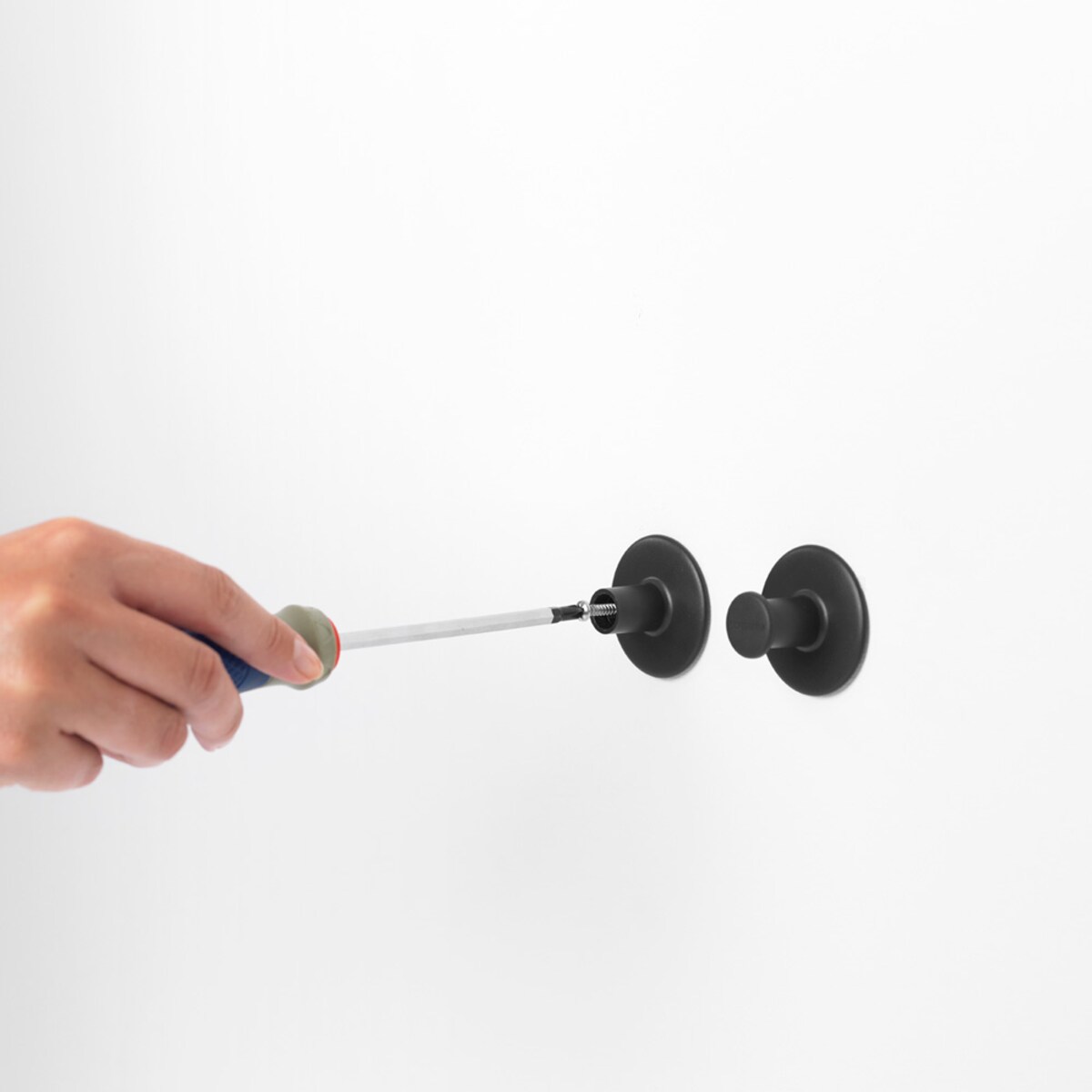 Haczyki na ręczniki 2 szt. ReNew czarne 280320