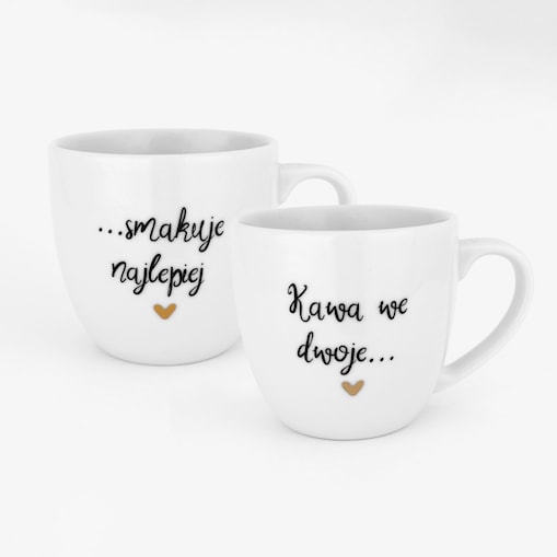 Zestaw 2 białych kubków porcelanowych 300 ml - motyw złotego serca i napisu kawa we dwoje smakuje najlepiej dla pary na walentynki