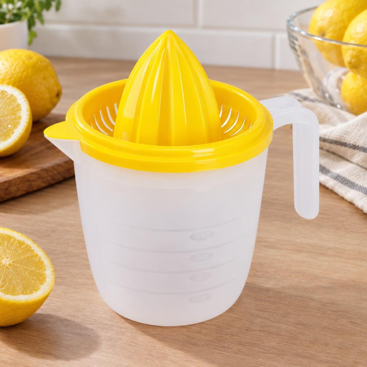 Wyciskacz do cytryn z dużym pojemnikiem, 600 ml