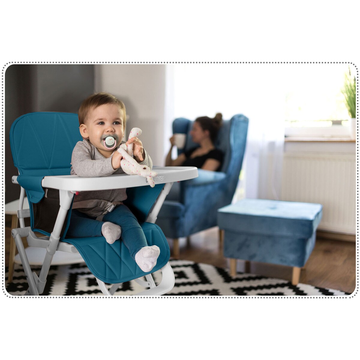 Krzesełko do karmienia Ricokids Nuco lekkie składane podnóżek 7097