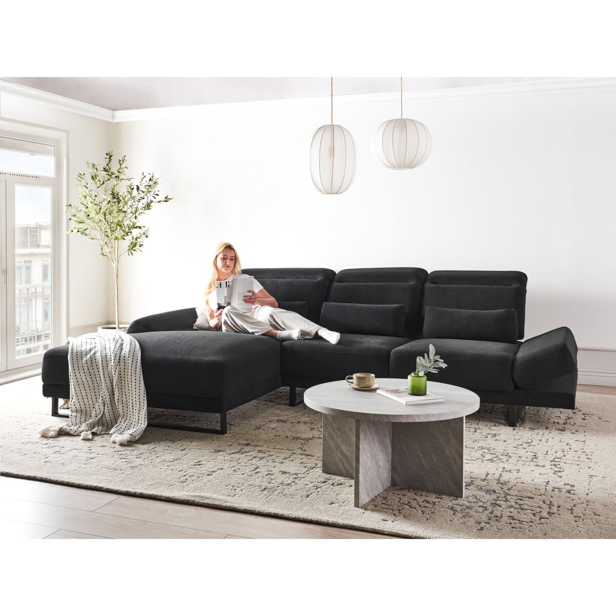 Narożnik IKAST Czarny dla 4 osób Prawostronny