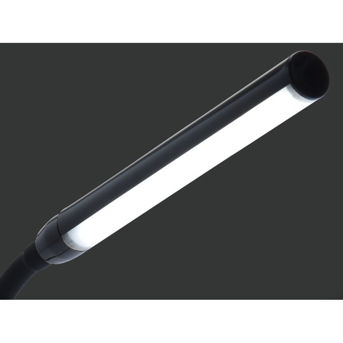 Prosta lampka nocna LED idealna do sypialni pokoju dziecka energooszczędna