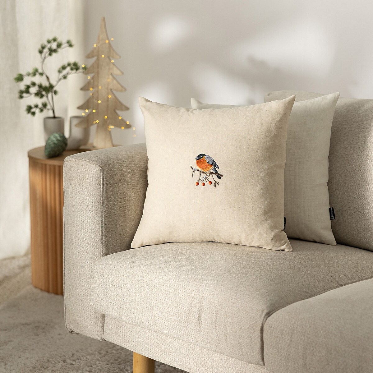 Poszewka na poduszkę Robin on Branch 43x43 cm boże narodzenie, święta, świąteczne, kremowy-czerwony, 43 x 43cm