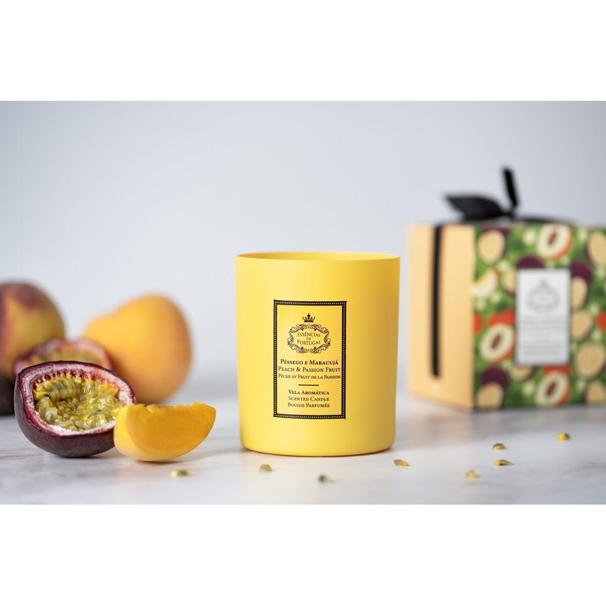 Świeca zapachowa Essencias de Portugal Brzoskwinia