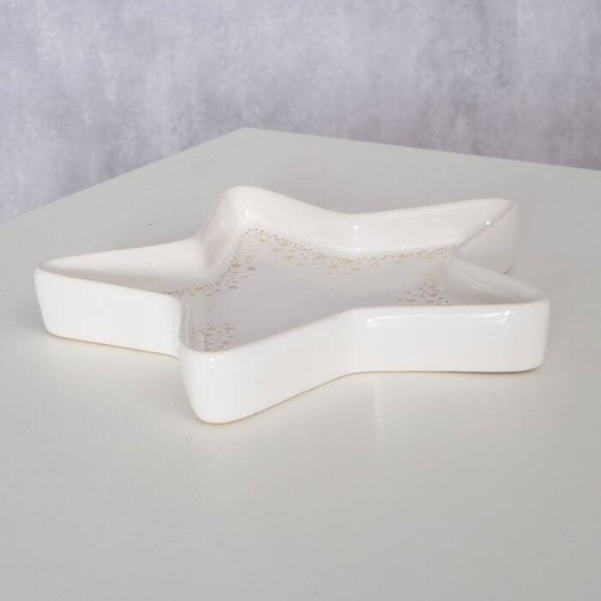 Ceramiczny półmisek w kształcie gwiazdy STYVEN, 17,5 x 17,5 cm
