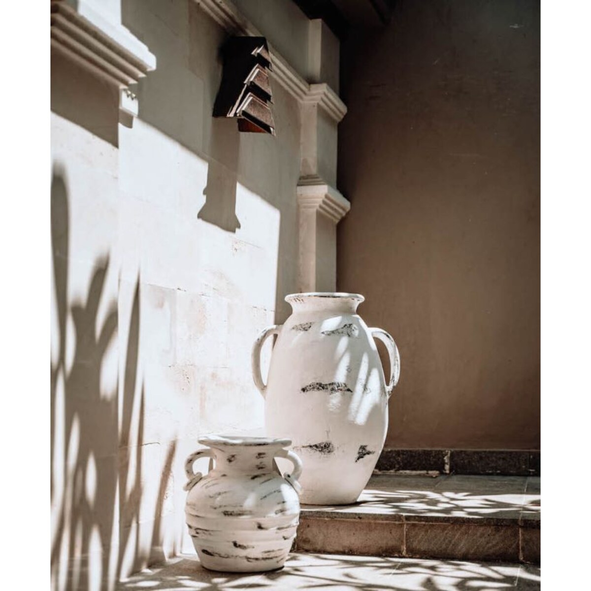 WAZON Z TERRAKOTY BRAWO BIAŁY