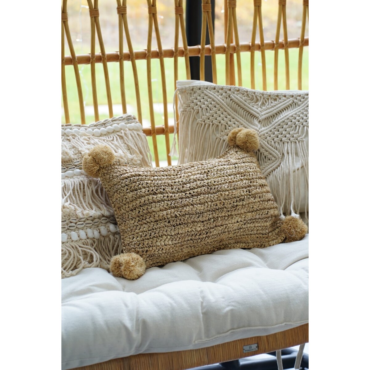 POSZEWKA TROP PROSTOKĄT Z POMPONAMI