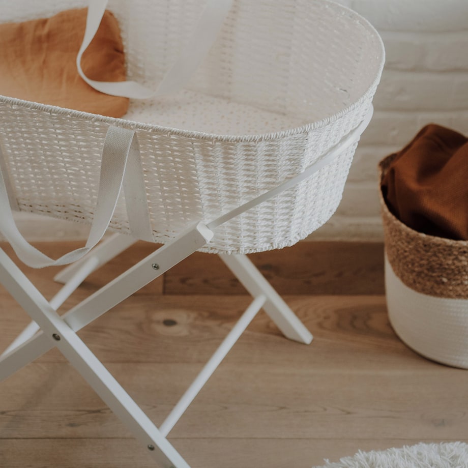 Kosz Mojżesza - pleciony z papieru