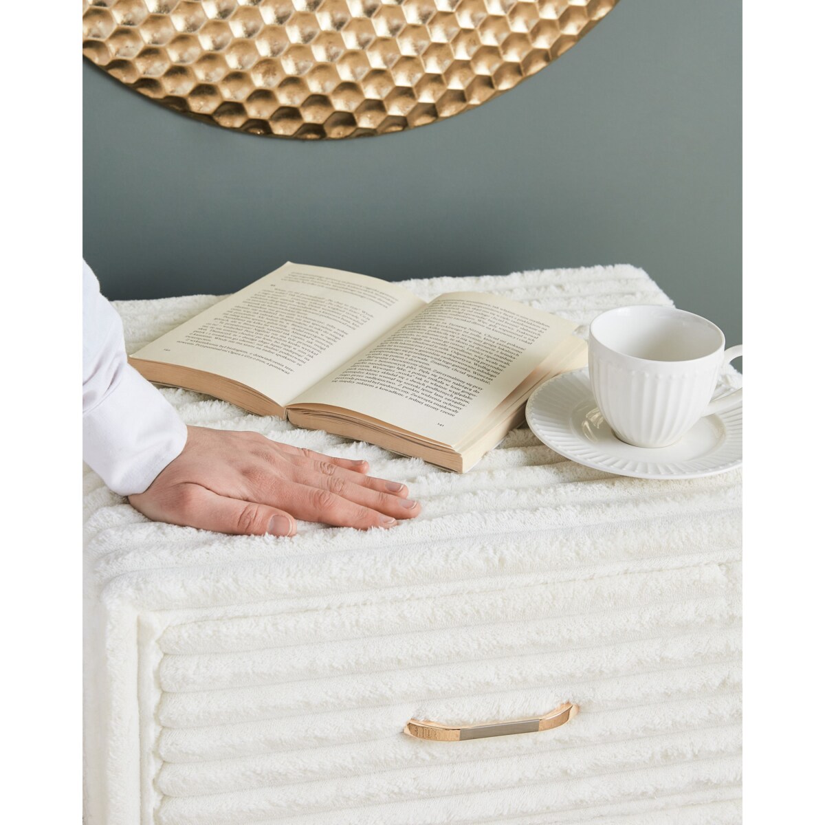 Szafka nocna FLAYAT Sztruks Złamana biel