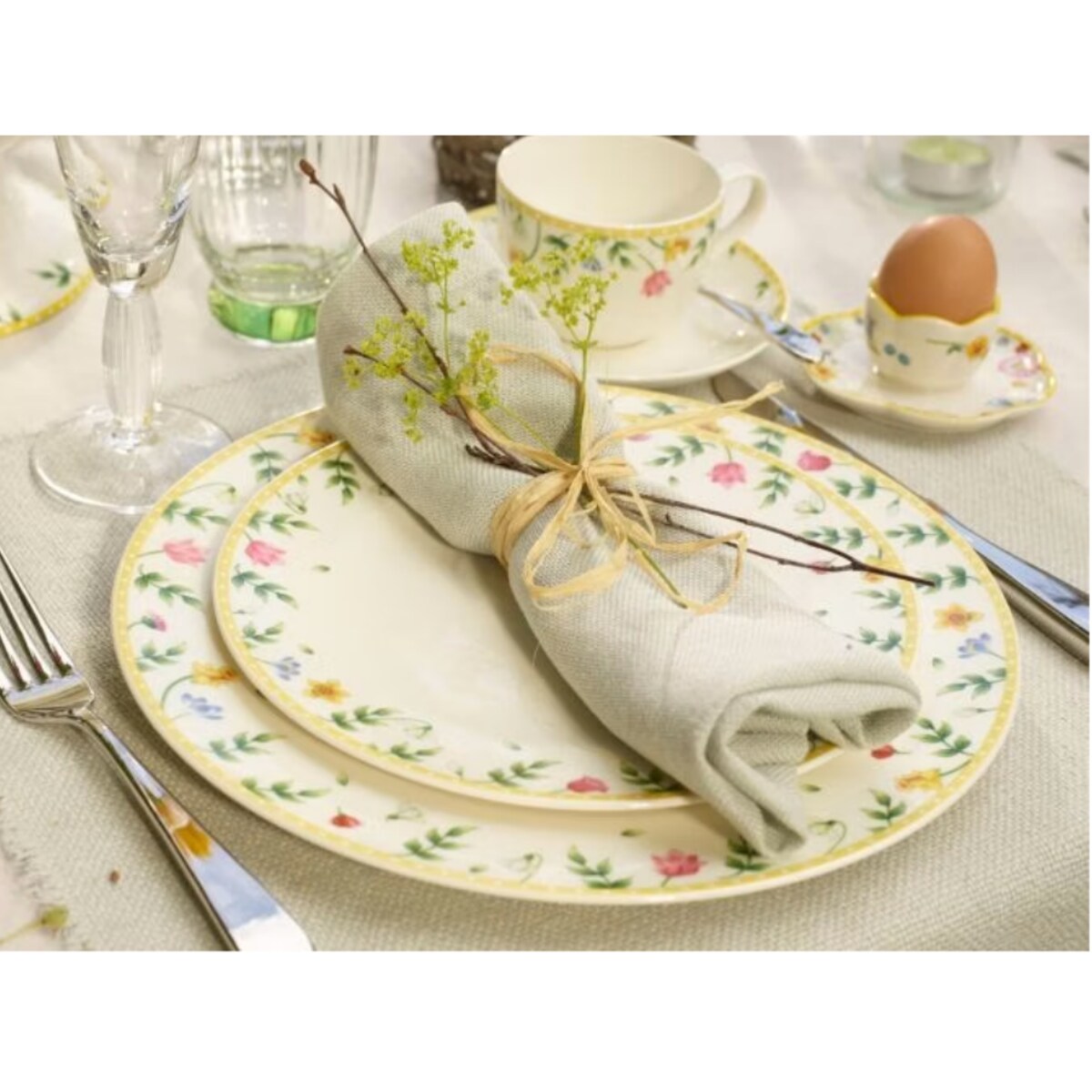 Kieliszek na jajko z podstawką Spring Awakening, 10 x 4 cm , Villeroy & Boch