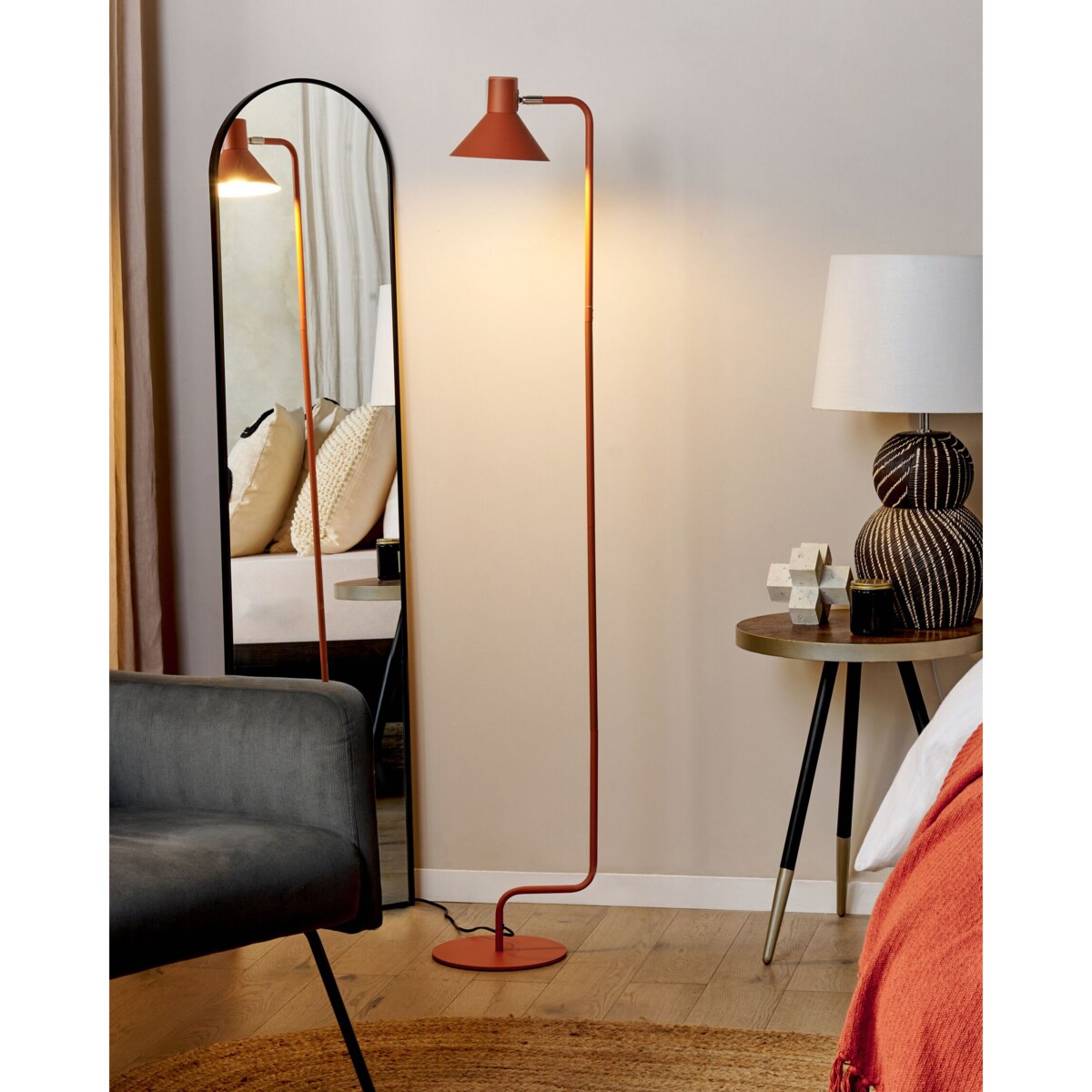 Lampa podłogowa regulowana metalowa pomarańczowa RIMAVA