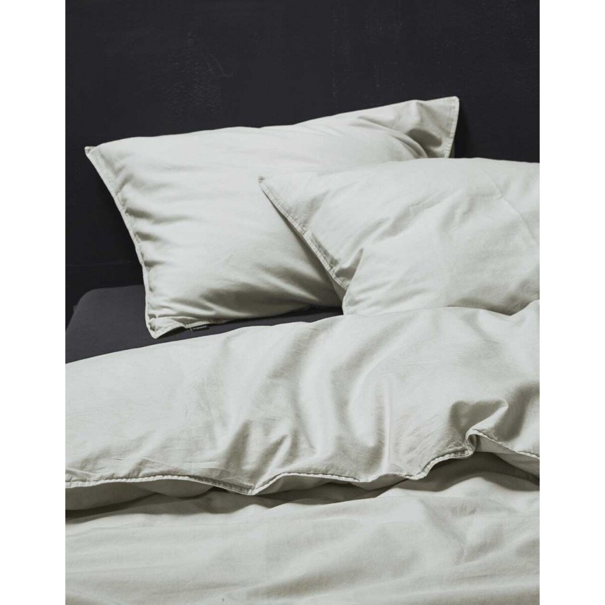 Komplet pościeli bawełnianej w kolorze srebrnym, poszewka dekoracyjna, ekskluzywna pościel, pościel holenderska, Essenza, 200 x 220 cm