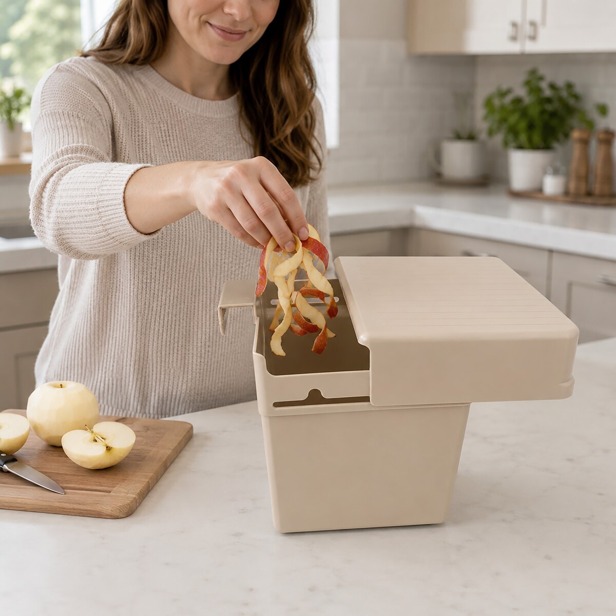 POJEMNIK PLASTIKOWY Z UCHWYTEM UNIBOX Z POKRYWKĄ NA AKCESORIA OBIERKI