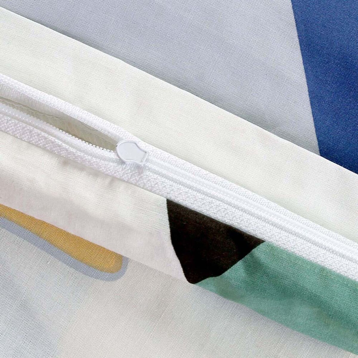 Pościel bawełniana 140x200 Rytm biała w kolorową geometrię, Cottonlove