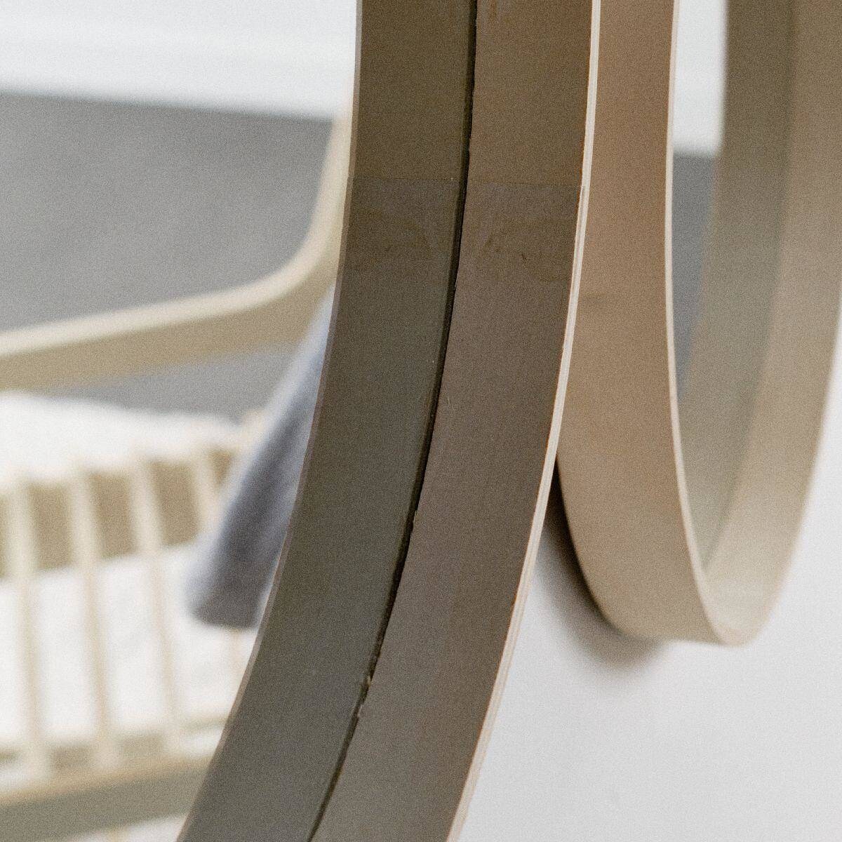 Lustro w drewnianej ramie Simplicity