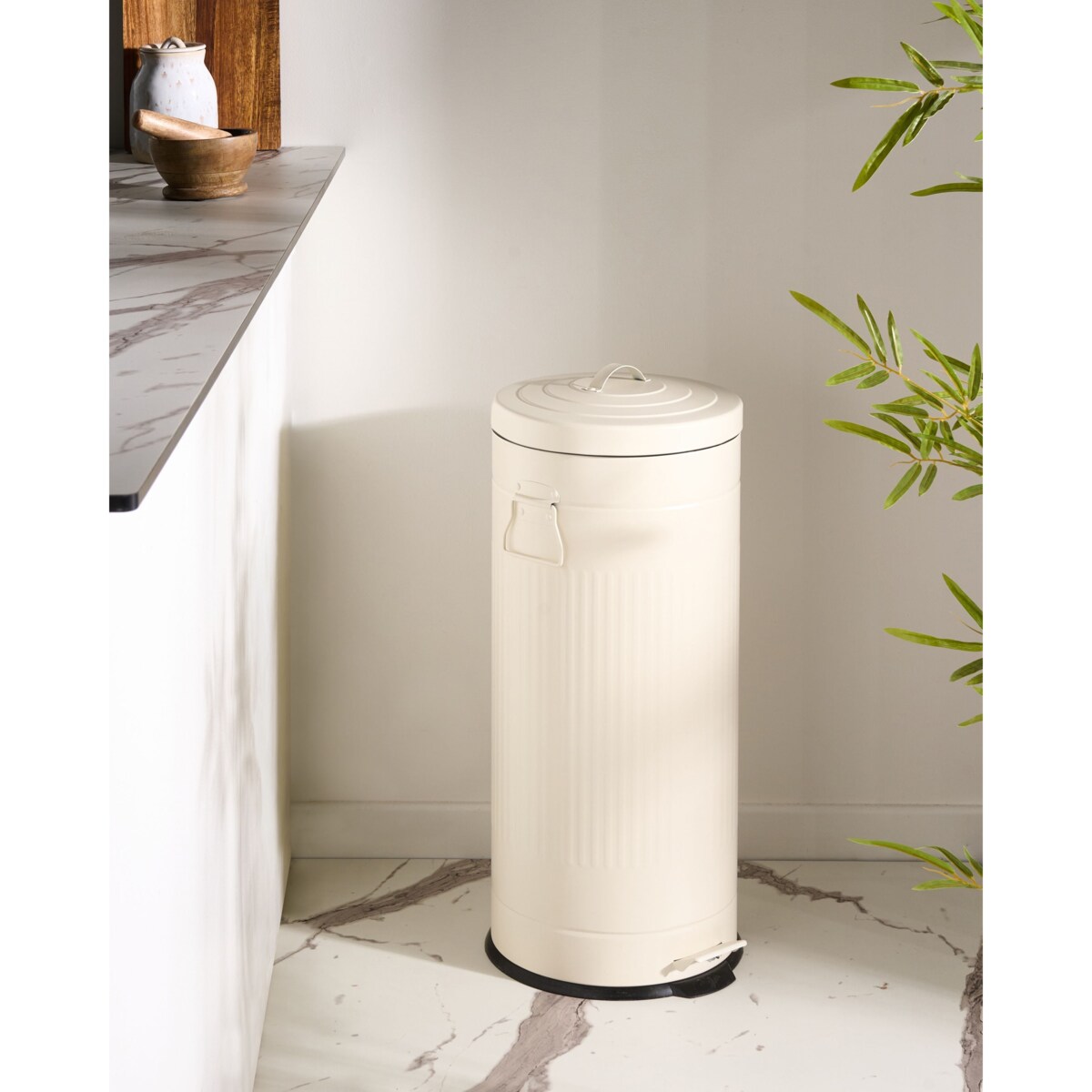 Kosz na śmieci z pedałem 30 L ECOAURA Metal Beżowy