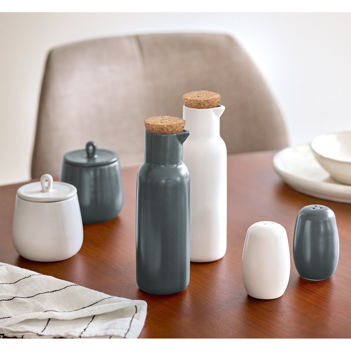 Solniczka i pieprzniczka ceramiczne BLACK&WHITE